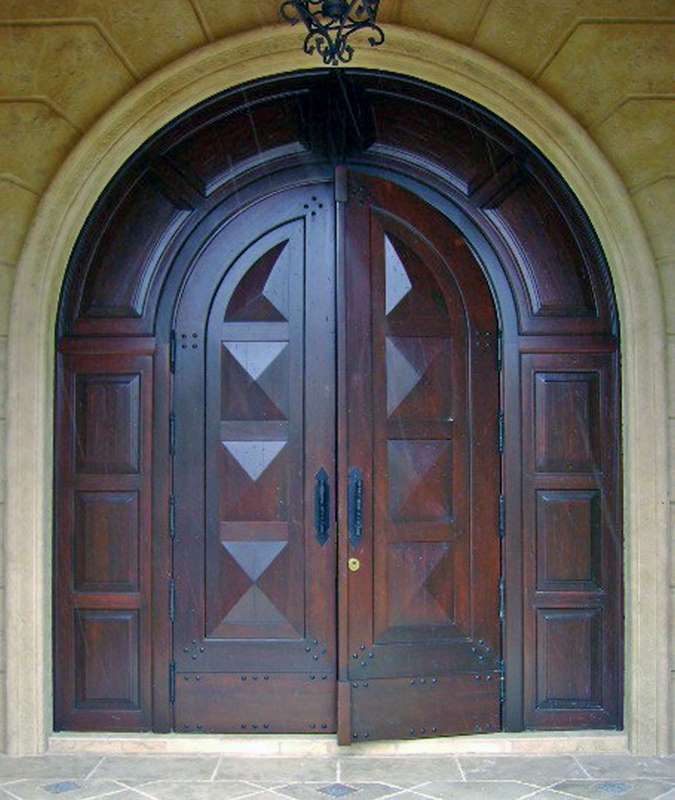 LAKEWOOD-RANCH-ESTATES.-MAHOGANY-ENTRANCE-DOOR