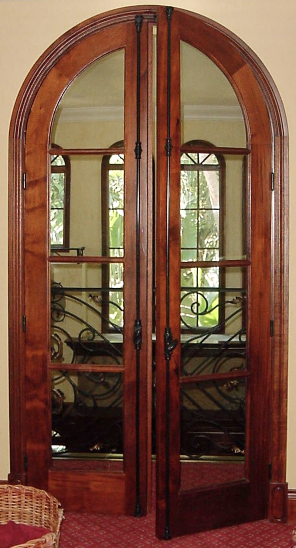 TRADITIONAL CREMONE BOLTS